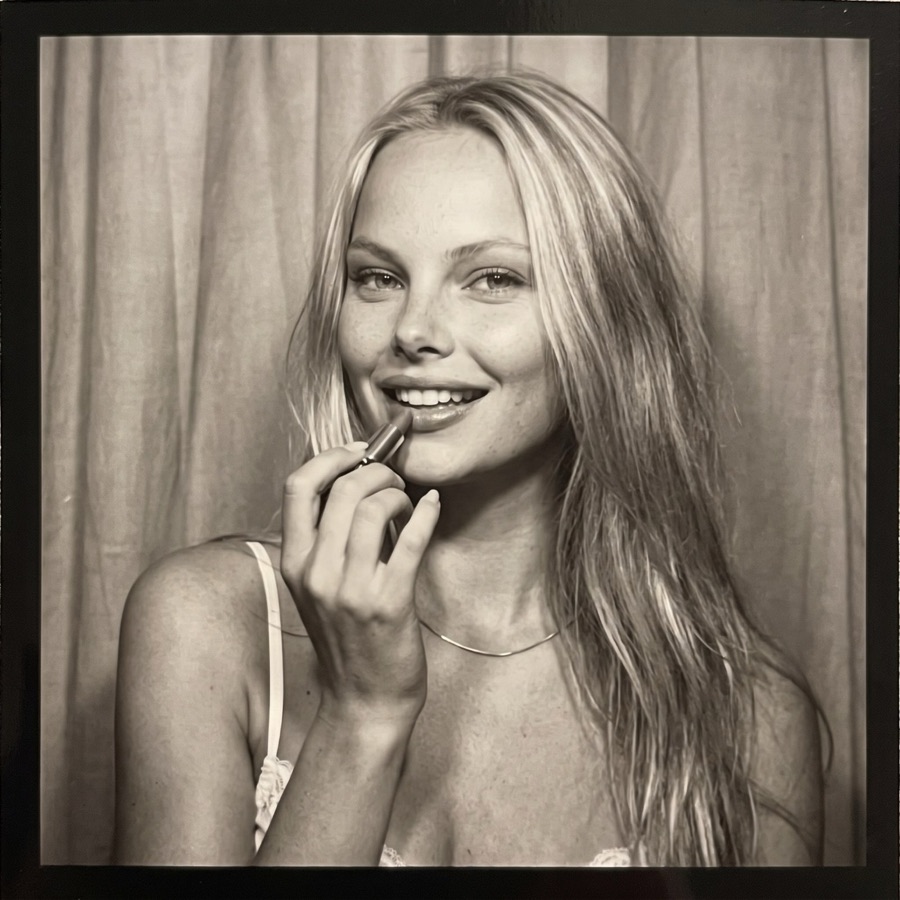 Photo booth frame 2